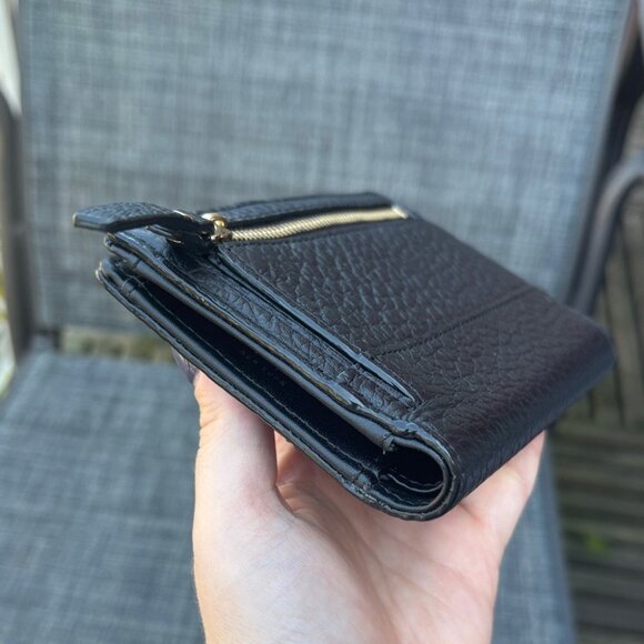 Kate Spade Bay Street Stacy Black Pebbled Leather Bi-Fold Compact Wallet - Picture 4 of 8